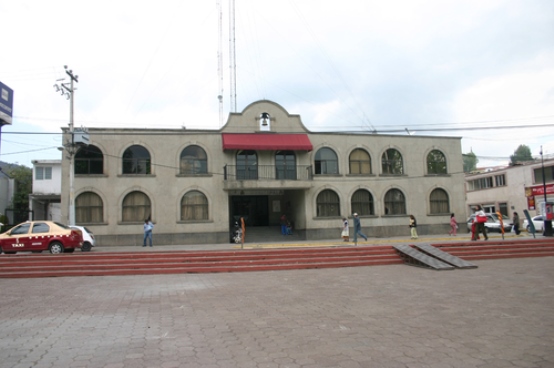 palacio huixquilucan