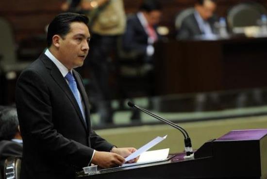 Víctor Serralde Martínez