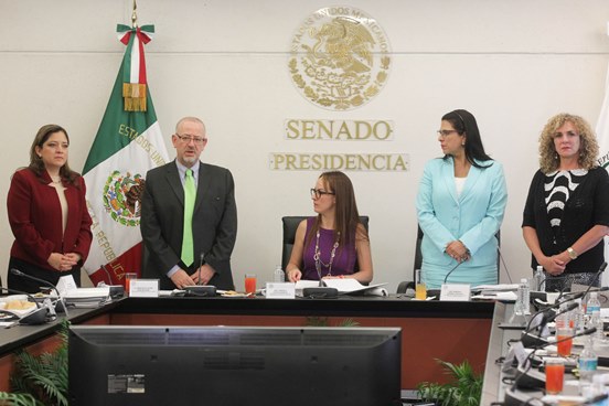 consuñles eu senado