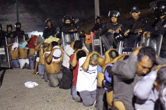 jg-habitantes-sierra-detenidos-chilpancingo-001
