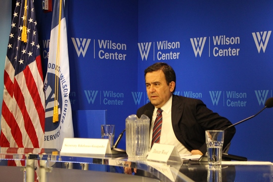 PROPUESTAS DE TRUMP AFECTARÍAN A SOCIOS DEL TLCAN