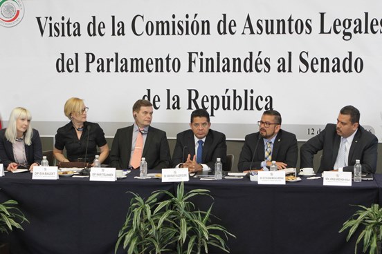 mex finlandia senado 12 4