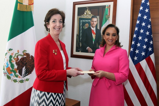 PRESENTACIÓN DE CARTAS CREDENCIALES