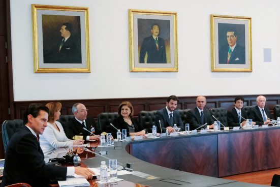 REUNIÓN CON GABINETE