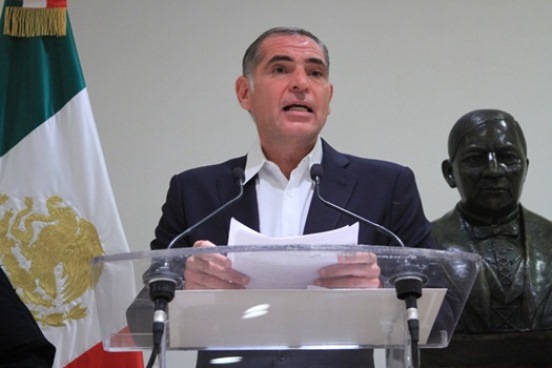 OAXACA REPRUEBA RADICALISMO DE GRUPOS DURANTE DESALOJO