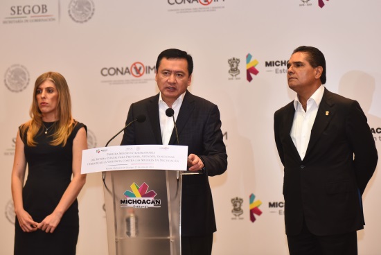 OSORIO CHONG SE REÚNE CON SILVANO AUREOLES