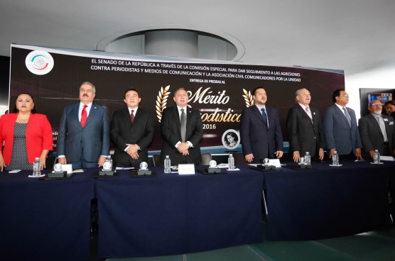 senadores periosditas 22 6