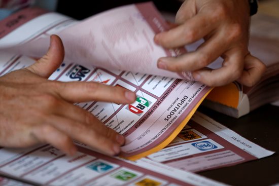 CIERRE DE CASILLAS Y CONTEO DE VOTOS