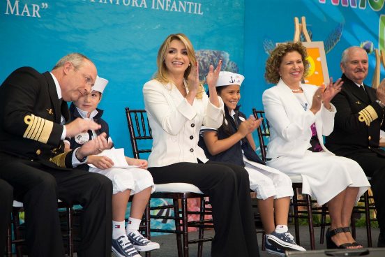 angelica rivera 25 7