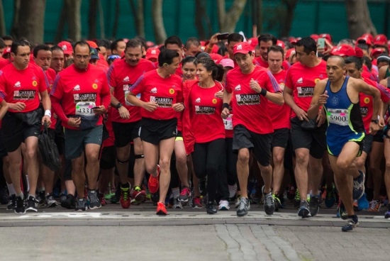 ENRIQUE PEÑA PARTICIPA EN CARRERA MOLINO DEL REY