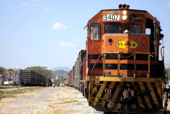 tren en mexico