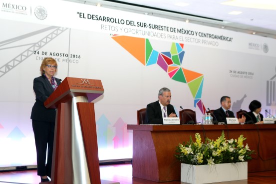 FOTO 1 Inauguración del For