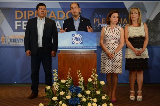 María Guadalupe Murguía Gutiérrez y  Edmundo Javier Bolaños Aguilar