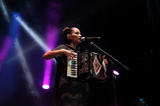 Julieta Venegas3.JPG