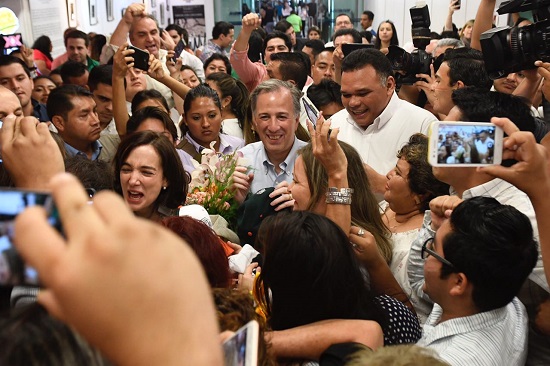 Meade llega a Mérida-1